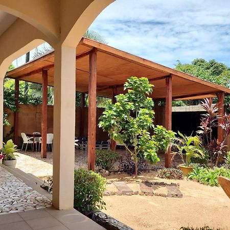 Pombo Kunda Villa Sanyang Bagian luar foto