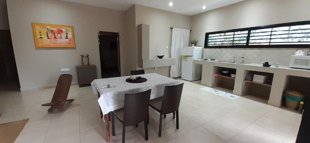 Pombo Kunda Villa Sanyang Bagian luar foto